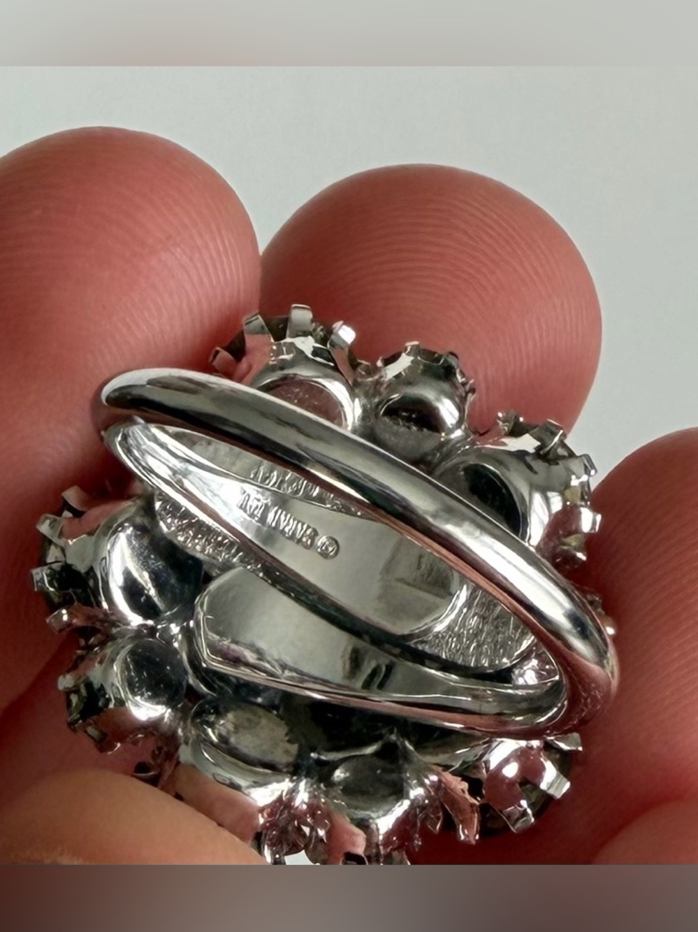 Vintage 1960s Sarah Coventry Aurora Borealis Cocktail Ring Size 6 - Picture 8 of 8